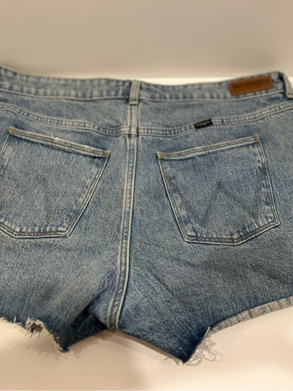 Wrangler High Rise Vintage style Denim Cutoff off Shorts